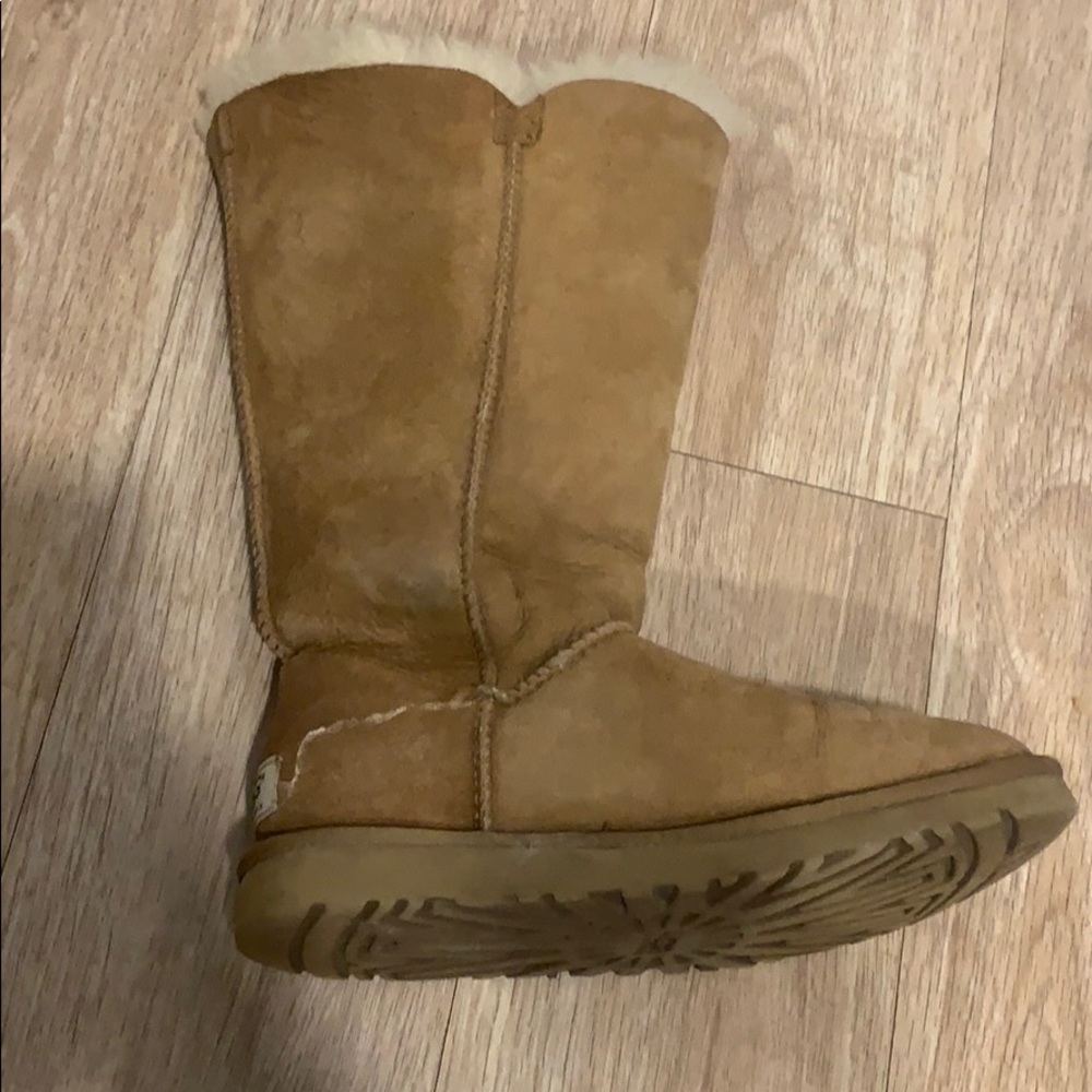 Ugg Bailey Button Triplet - image 2